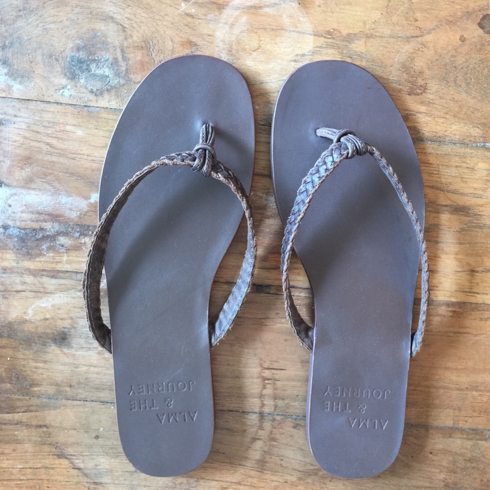 Woven leather flip flops